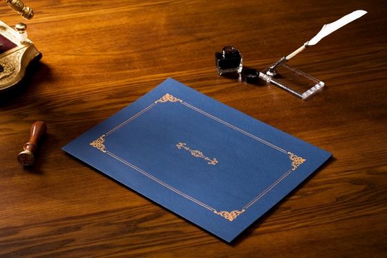 O CE azul de carimbo quente do suporte do documento e do certificado da reunião/GV aprovou